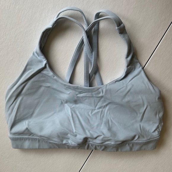 Lululemon Periwinkle Colored Sports Bra Size 8 - Picture 1 of 3